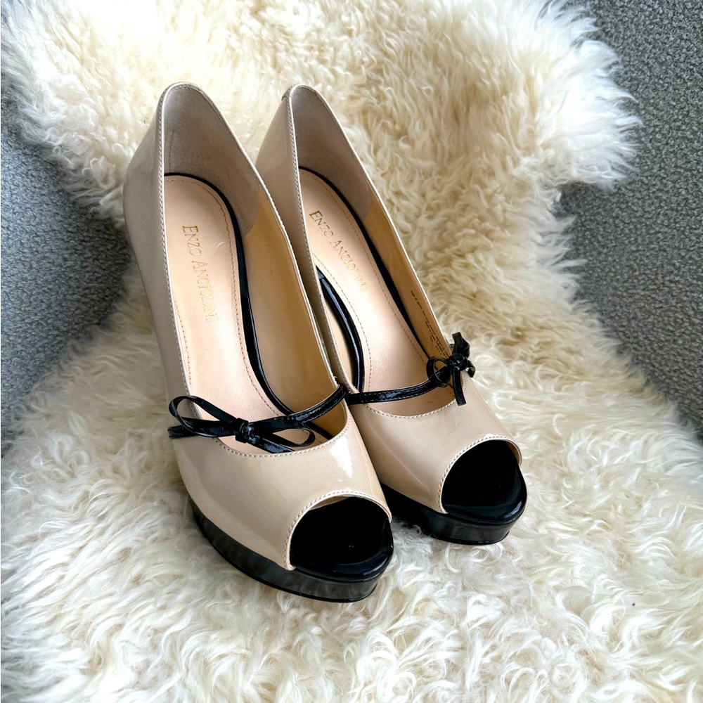 Enzo Angiolini Nude Black Pump